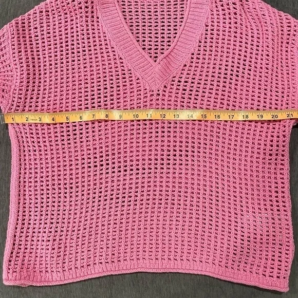 Madewell Pink Open-Knit V-Neck Sweater- Size Medium - Picture 5 of 6